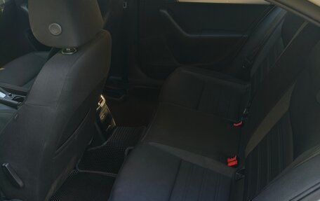 Skoda Octavia, 2018 год, 1 890 000 рублей, 8 фотография