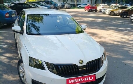 Skoda Octavia, 2018 год, 1 890 000 рублей, 2 фотография