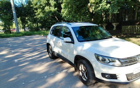 Volkswagen Tiguan I, 2011 год, 1 000 000 рублей, 2 фотография