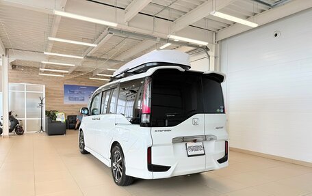 Honda Stepwgn IV, 2015 год, 2 099 000 рублей, 4 фотография