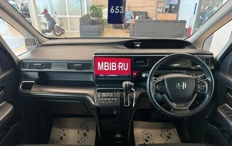 Honda Stepwgn IV, 2015 год, 2 099 000 рублей, 16 фотография