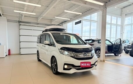 Honda Stepwgn IV, 2015 год, 2 099 000 рублей, 8 фотография
