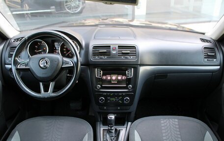 Skoda Yeti I рестайлинг, 2015 год, 1 180 000 рублей, 10 фотография