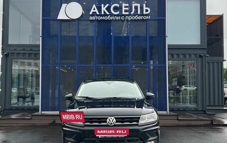 Volkswagen Tiguan II, 2020 год, 2 699 000 рублей, 2 фотография