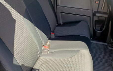 Honda Freed I, 2010 год, 1 100 000 рублей, 10 фотография