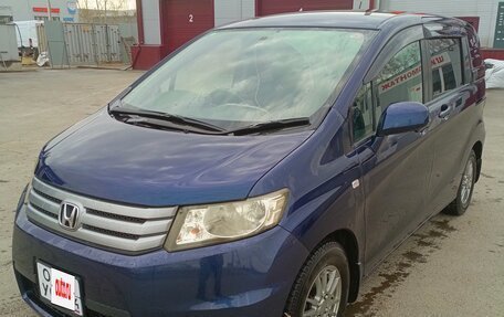 Honda Freed I, 2010 год, 1 100 000 рублей, 16 фотография