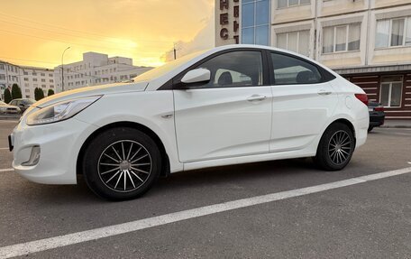 Hyundai Solaris II рестайлинг, 2013 год, 779 000 рублей, 6 фотография