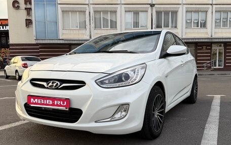 Hyundai Solaris II рестайлинг, 2013 год, 779 000 рублей, 4 фотография