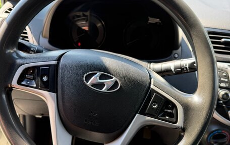 Hyundai Solaris II рестайлинг, 2013 год, 779 000 рублей, 19 фотография