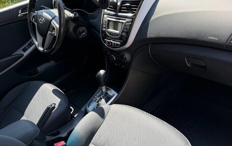 Hyundai Solaris II рестайлинг, 2013 год, 779 000 рублей, 18 фотография