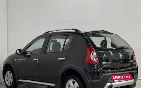 Renault Sandero I, 2013 год, 929 000 рублей, 3 фотография