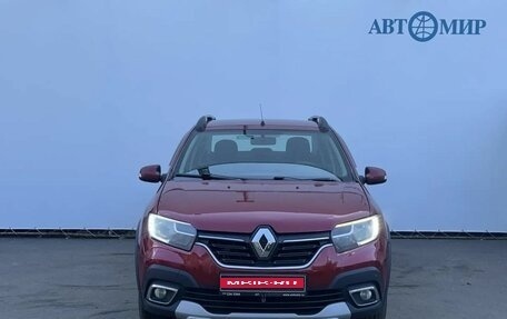 Renault Logan II, 2019 год, 870 000 рублей, 2 фотография