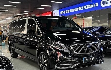 Mercedes-Benz Vito, 2023 год, 4 980 000 рублей, 2 фотография