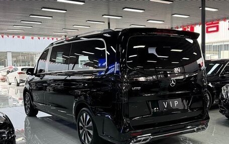 Mercedes-Benz Vito, 2023 год, 4 980 000 рублей, 4 фотография