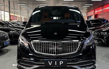 Mercedes-Benz Vito, 2023 год, 4 980 000 рублей, 3 фотография