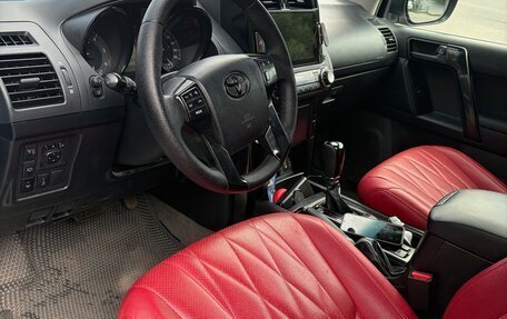 Toyota Land Cruiser Prado 150 рестайлинг 2, 2011 год, 2 750 000 рублей, 3 фотография