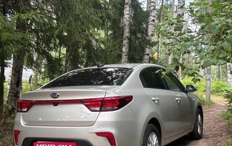 KIA Rio IV, 2018 год, 955 000 рублей, 2 фотография
