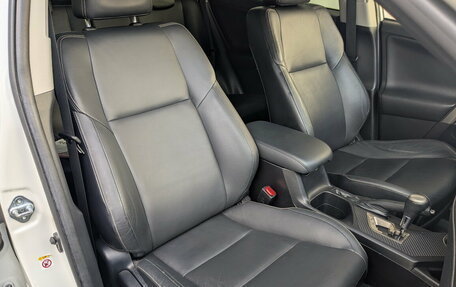 Toyota RAV4, 2014 год, 2 500 000 рублей, 6 фотография