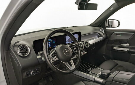 Mercedes-Benz GLB, 2021 год, 3 995 000 рублей, 16 фотография