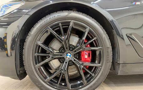 BMW 5 серия, 2023 год, 6 890 000 рублей, 4 фотография