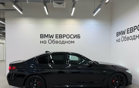 BMW 5 серия, 2023 год, 6 890 000 рублей, 15 фотография