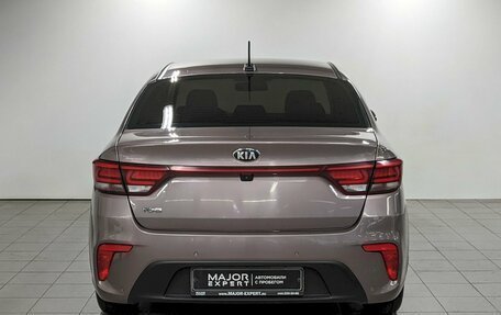 KIA Rio IV, 2018 год, 1 350 000 рублей, 6 фотография