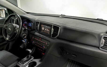 KIA Sportage IV рестайлинг, 2018 год, 1 890 000 рублей, 19 фотография