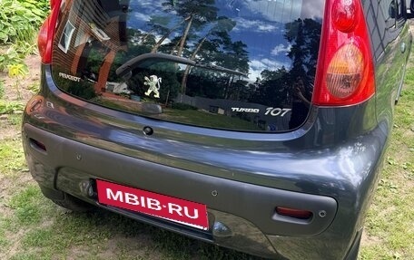 Peugeot 107 I рестайлинг, 2014 год, 415 000 рублей, 4 фотография