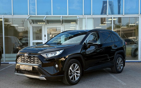 Toyota RAV4, 2020 год, 3 170 000 рублей, 5 фотография
