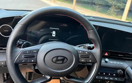 Hyundai Elantra, 2024 год, 2 080 000 рублей, 10 фотография