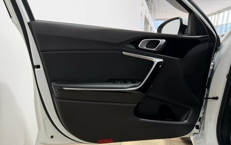KIA cee'd III, 2020 год, 2 100 000 рублей, 29 фотография