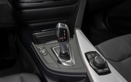 BMW 3 серия, 2015 год, 2 200 000 рублей, 13 фотография