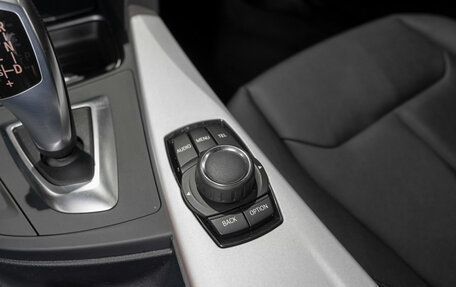 BMW 3 серия, 2015 год, 2 200 000 рублей, 19 фотография