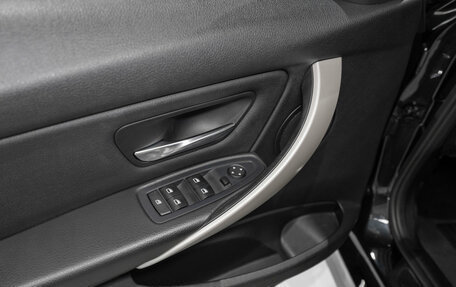 BMW 3 серия, 2015 год, 2 200 000 рублей, 16 фотография