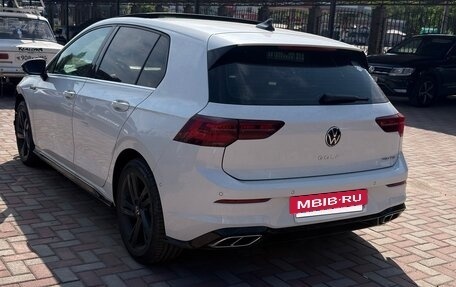 Volkswagen Golf VIII, 2021 год, 2 000 000 рублей, 2 фотография