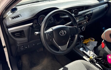 Toyota Corolla, 2013 год, 1 350 000 рублей, 5 фотография