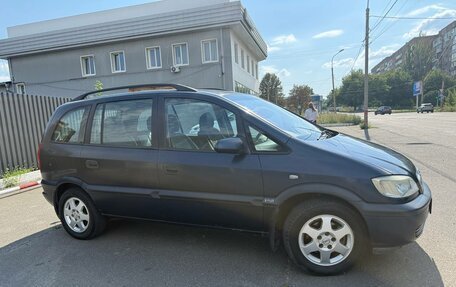 Opel Zafira A рестайлинг, 2002 год, 370 000 рублей, 3 фотография