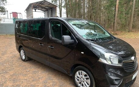 Opel Vivaro B, 2015 год, 1 950 000 рублей, 2 фотография