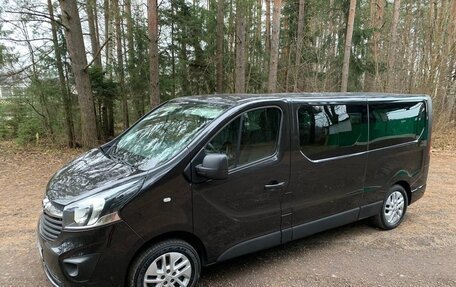 Opel Vivaro B, 2015 год, 1 950 000 рублей, 6 фотография