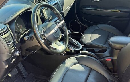 KIA Soul II рестайлинг, 2018 год, 1 615 000 рублей, 7 фотография