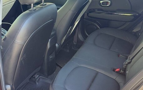KIA Soul II рестайлинг, 2018 год, 1 615 000 рублей, 8 фотография