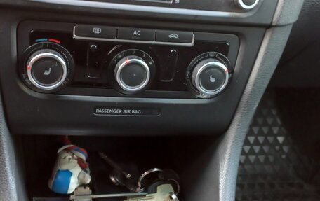 Volkswagen Golf VI, 2011 год, 860 000 рублей, 6 фотография