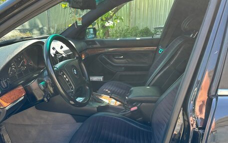 BMW 5 серия, 1998 год, 900 000 рублей, 17 фотография
