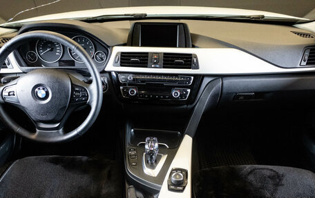 BMW 3 серия, 2016 год, 1 525 000 рублей, 5 фотография