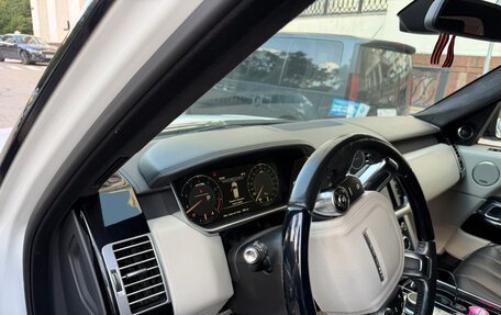 Land Rover Range Rover IV рестайлинг, 2014 год, 3 550 000 рублей, 6 фотография