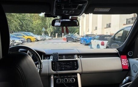Land Rover Range Rover IV рестайлинг, 2014 год, 3 550 000 рублей, 10 фотография