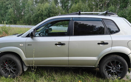 Hyundai Tucson III, 2007 год, 670 000 рублей, 19 фотография