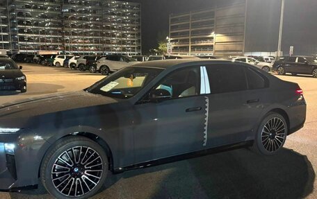 BMW 7 серия, 2026 год, 25 490 000 рублей, 2 фотография