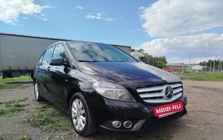Mercedes-Benz B-Класс, 2012 год, 850 000 рублей, 2 фотография