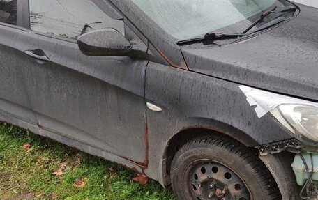 Hyundai Solaris II рестайлинг, 2012 год, 150 000 рублей, 11 фотография